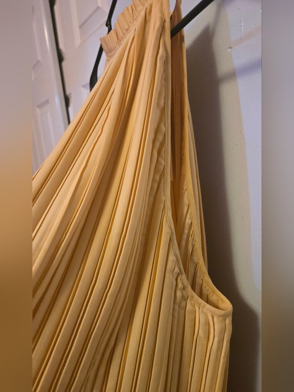 Banana Republic Pleated Maxi Dress — Light Beige - Picture 6 of 6